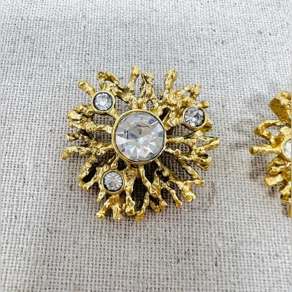 Vintage Kenneth Jay Lane “Regal Riches” Collection Sunburst Clip-On Earrings - Picture 4 of 9
